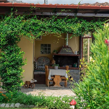 Cottage Lina Édessa Extérieur photo